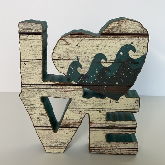 Wooden Nautical Love Sign Beach Decor - Picture 9 of 13